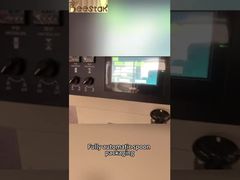 Esta máquina está especialmente diseñada para el envasado automático de cucharas.